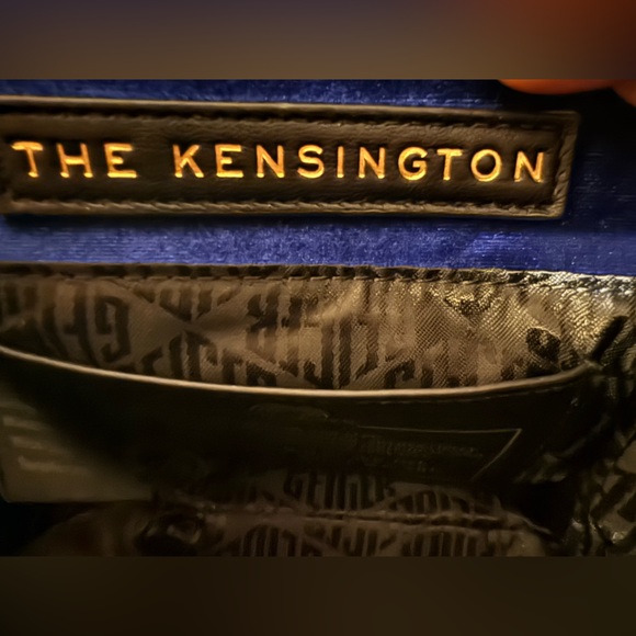 Kurt Geiger NWOT Elegant Blue Velvet Women's Crossbody Bag with Crystal Accents - Picture 13 of 16